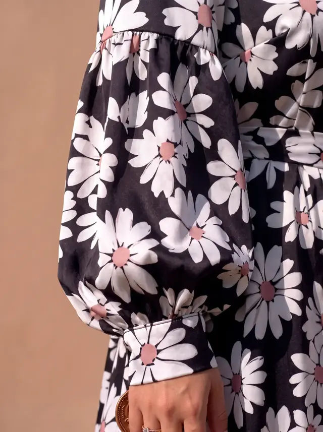 فستان مزهر Bloom — تفاصيل الخامة والتشطيب